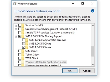 Перейдите к функциям окна и проверьте поддержку общего доступа к файлам SMB1.0 / CIFS
